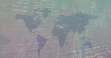 Haritada soyut arkaplan üzerinde numaralar olan grafiklerin ve alım satım tahtalarının resmi. Dijital olarak üretilmiş, hologram, rapor, iş, küresel, borsa, ilerleme ve teknoloji kavramı.
