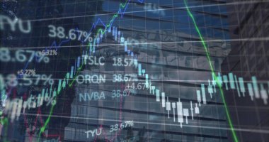 Mali verilerin ve şehir binalarının üzerindeki grafiklerin resmi. Küresel finans, ekonomi ve teknoloji kavramı dijital olarak üretilen görüntü.