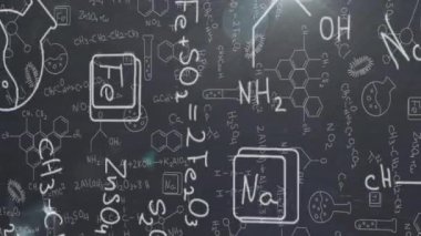 Matematiksel veri işlemenin siyah arkaplan üzerindeki animasyonu. Küresel bilim, bağlantılar, hesaplama ve veri işleme kavramı dijital olarak oluşturulmuş video.