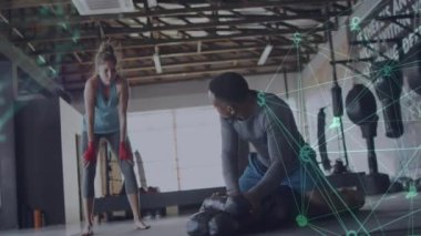 Spor salonu eğitimi, spor salonu verileri ve atletler üzerindeki ağ bağlantıları. teknoloji, egzersiz, egzersiz