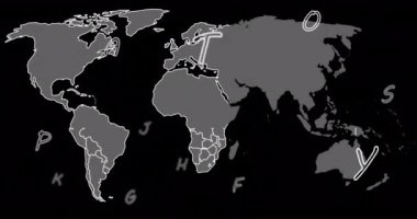 Harflerin animasyonu dünya haritasında siyah arkaplanda. Küresel teknoloji, hesaplama, bağlantılar ve dijital arayüz konsepti dijital olarak oluşturulmuş video.