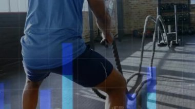 Spor salonundaki savaş halatlarını kullanan kişi üzerinde veri analizi yap. Spor, fitness, teknoloji, güç, eğitim