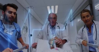Kafkasyalı doktorların hastalarla hastane yatağında yürümeleri üzerine kardiyografinin animasyonu. Teknoloji, tıp ve dijital arayüz kavramı dijital olarak oluşturulmuş video.