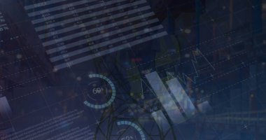 Medya simgeleri ve pilonların üzerindeki veri işleme resmi. Küresel iş ve dijital arayüz kavramı dijital olarak oluşturulmuş görüntü.