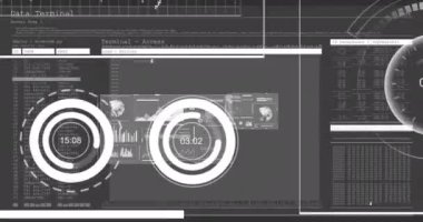 Siyah arka plandaki ekranlarda finansal veri işleme animasyonu. Dijital olarak oluşturulmuş küresel bağlantılar, hesaplama ve veri işleme kavramı.