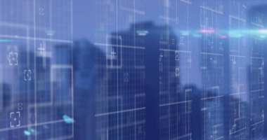 Veri işleme görüntüsü ve bulanık şehir manzarasının üzerindeki ışıklar. İş, ağ, bağlantılar ve teknoloji konsepti dijital olarak oluşturuldu.