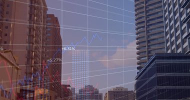 Şehir manzarası üzerindeki finansal grafiklerin ve verilerin resmi. küresel finans, ekonomi ve teknoloji kavramı dijital olarak oluşturulmuş görüntü.