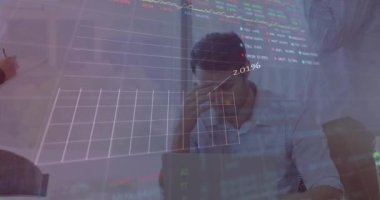 Mali veriler, ofisteki stresli iş adamlarının animasyonlarını gösteriyor. finans, şirket, teknoloji