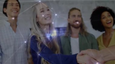 El sıkışmalar, onların üzerinde ağ bağlantıları olan çeşitli iş adamları. Ortaklık, işbirliği, çok kültürlü, ağ, anlaşma, teknoloji