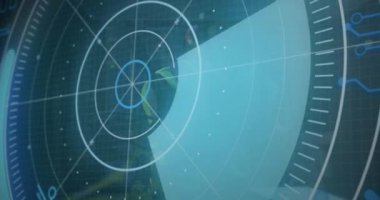 Belgeler analiz ediliyor, arka planda radar ekranı animasyonu olan kişi. Teknoloji, analiz, veri, araştırma, izleme, güvenlik