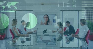 Ofisteki çeşitli iş adamlarıyla ilgili finansal veri işleme resmi. Küresel iş, finans, hesaplama ve veri işleme kavramı dijital olarak oluşturulmuş görüntü.