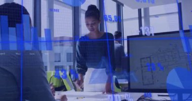 Ofiste çalışan çeşitli meslektaşların finansal veri işleme animasyonları. Küresel iş, finans, bilgisayar ve dijital arayüz kavramı dijital olarak oluşturulmuş video.