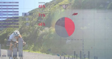 Arka planda bisiklet süren kadınla ilgili istatistik ve veri kaydı. Teknoloji dijital veri işleme konsepti dijital kompozit.