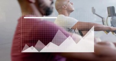 Beden eğitiminde kürek çeken farklı insanların veri işleme ve diyagramlarının animasyonu. Spor ve dijital arayüz konsepti dijital olarak oluşturulmuş video.