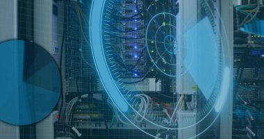 Sunucu odasının üstündeki dijital dürbünün resmi. Küresel bilim, bağlantılar, veri işleme ve dijital arayüz kavramı dijital olarak oluşturuldu.