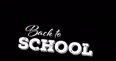 Siyah arkaplan üzerinden 2 okul metninin animasyonu. Küresel bilim, öğrenme, bağlantılar, hesaplama ve veri işleme kavramı dijital olarak oluşturulmuş video.