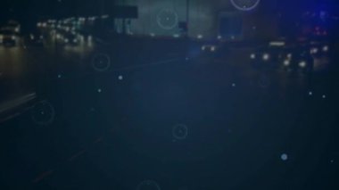 Yoğun yol üzerindeki bağlantı ağının animasyonu. Teknoloji, iş ve dijital arayüz kavramı dijital olarak oluşturulmuş video.