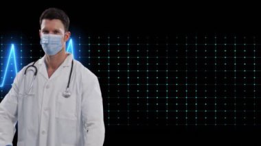Kalp atışı monitöründen yüz maskesi takmış beyaz erkek doktorun animasyonu. Küresel tıp, bağlantılar, hesaplama ve veri işleme kavramı dijital olarak oluşturulmuş video.