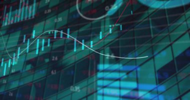 Ofis binası üzerinde finansal veri işleme resmi. Küresel finans, iş, bağlantılar, hesaplama ve veri işleme kavramı dijital olarak oluşturuldu.