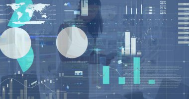 Afrikalı Amerikalı iş kadınının ofisindeki mali verilerin resmi. ticari, finans, ekonomi ve teknoloji konsepti dijital olarak oluşturulmuş imaj.