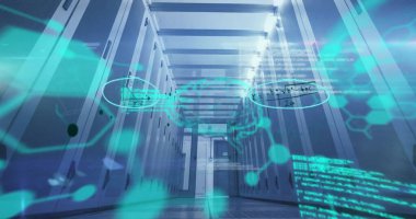 Sunucu odasındaki moleküler yapı şemaları ve veri işleme resimleri. Küresel bilim, hesaplama, veri işleme ve dijital arayüz kavramı dijital olarak oluşturuldu.