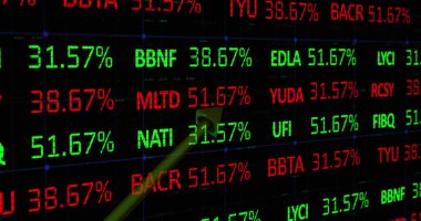 Siyah arkaplan üzerinde veri işleme resmi. küresel iş ve dijital arayüz kavramı dijital olarak oluşturulmuş görüntü.