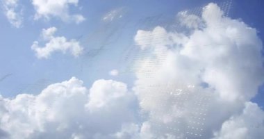 İkili kodlama dijital veri işlemlerinin düzlem ve bulutlar üzerinde işlenmesi. Dijital olarak oluşturulmuş küresel bağlantılar, hesaplama ve veri işleme kavramı.