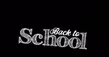 Siyah arkaplan üzerinden okula dönüş metninin animasyonu. Küresel eğitim, bağlantılar, hesaplama ve veri işleme kavramı dijital olarak oluşturulmuş video.