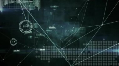 Karanlık arka planda bağlantı ve veri işleme animasyonları. Küresel iş, finans, bağlantılar, hesaplama ve veri işleme kavramı dijital olarak oluşturulmuş video.