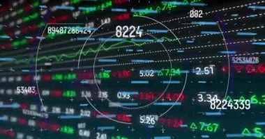 Kapsam taraması animasyonu ve siyah arkaplan üzerinde dijital veri işleme. Dijital olarak oluşturulmuş küresel bağlantılar, hesaplama ve veri işleme kavramı.