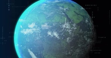 Siyah arkaplan üzerinde veri işleme ve küre animasyonu. Teknoloji, iş ve dijital arayüz kavramı dijital olarak oluşturulmuş video.