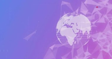 Mor arka planda dünya üzerindeki bağlantı ağıyla veri işleme animasyonu. Küresel teknoloji, bilgisayar ve dijital arayüz kavramı dijital olarak oluşturulmuş video.
