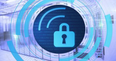 Sunucu odasının üzerinde asma kilit ikonuyla birlikte kablosuz internet işleyen dairesel tarayıcı görüntüsü. Ağ, veri, güvenlik, dijital arayüz, bağlantı, işlem ve iletişim, dijital olarak oluşturulmuş resim.