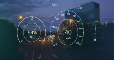 Şehrin üzerindeki elektrikli araba panelinin animasyonu. Küresel çevre, bağlantılar, hesaplama ve veri işleme kavramı dijital olarak oluşturulmuş video.