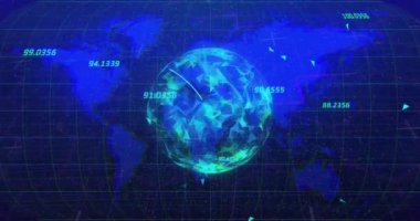 Dünya üzerinde veri işleme animasyonu. Küresel çevre, bağlantılar, hesaplama ve veri işleme kavramı dijital olarak oluşturulmuş video.