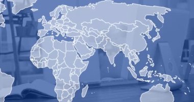 Ofisteki masanın üzerinde dünya haritası ve dijital veri işleme animasyonu. Dijital olarak oluşturulmuş küresel bağlantılar, hesaplama ve veri işleme kavramı.