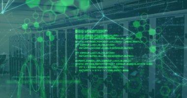 Bilgisayar sunucuları üzerinden bağlantı ve veri işleme resimleri. Küresel ağlar, bağlantılar, hesaplama ve veri işleme kavramı dijital olarak oluşturuldu.