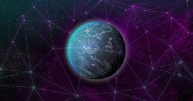 Dünya üzerindeki bağlantı ağının görüntüsü. Dijital olarak oluşturulmuş küresel bağlantılar, hesaplama ve veri işleme kavramı.