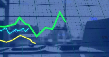 Ofisteki masada finansal veri işleme resmi. Küresel iş, finans ve dijital arayüz kavramı dijital olarak oluşturulmuş görüntü.
