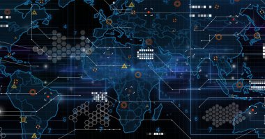 Karanlık arkaplan üzerinde dünya haritası olan bağlantı ve veri işleme resimleri. Dijital olarak oluşturulmuş küresel bağlantılar, hesaplama ve veri işleme kavramı.