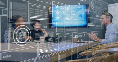 Veri işleme görüntüsü ve çeşitli iş adamları ile ilgili istatistikler. Küresel iş, finans, hesaplama ve veri işleme kavramı, dijital olarak oluşturulmuş resim.