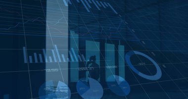 Ofisteki iş adamının silueti yerine finansal grafiklerin resmi. işletme, finans, ekonomi ve teknoloji kavramı, dijital olarak üretilen imaj.