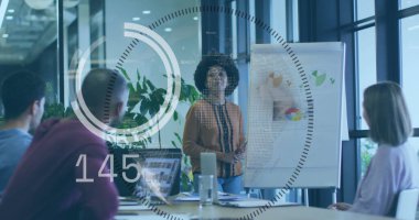 Ofisteki iş adamları üzerindeki bağlantı ve veri işleme görüntüsü. Küresel hesaplama, finans, iş ve veri işleme kavramı, dijital olarak oluşturulmuş resim.