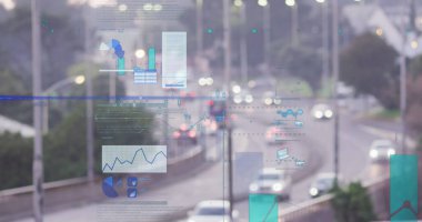 Şehir trafiğinin hava görüntüsüne karşı istatistiksel veri işleme görüntüsü. Bilgisayar arayüzü ve iş teknolojisi kavramı