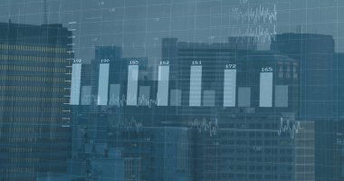 Bu resim modern binaları ve açık gökyüzü olan bir şehir manzarasını gösteriyor. Bir şehrin küresel iş, finansal ve dijital bağlantısını temsil eder..