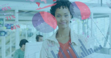 Ofisteki çeşitli iş adamlarıyla ilgili finansal veri işleme resmi. Küresel finans, iş dünyası, bağlantılar, hesaplama ve veri işleme kavramı, dijital olarak oluşturulmuş resim.