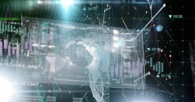 Yeryüzü, grafikler, çubuklar ve bağlantılı noktalar, sayılar ve mercek fişekleri içeren veritabanı resimleri. Dijital olarak üretilmiş, hologram, küreselleşme, rapor, finans, aydınlanma ve teknoloji kavramı.