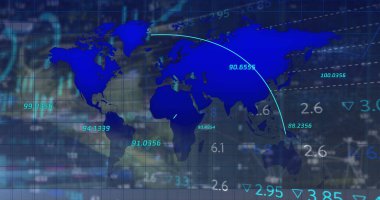 Veri işleme üzerinde şehir manzarası ve dünya haritası. Küresel iş ve dijital arayüz kavramı, dijital olarak oluşturulmuş görüntü.