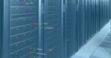 Bilgisayar sunucuları üzerinden veri işleme resmi. Küresel hesaplama, dijital arayüz ve veri işleme kavramı, dijital olarak oluşturulmuş resim.