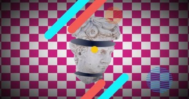 Kırmızı ve beyaz kareli arka plandaki şekillerin üzerine kesilmiş antik kafa heykeli resmi. Soyut, sanat, renk ve hareket konsepti, dijital olarak oluşturulmuş görüntü.